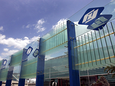 【中国汽车报】从做中国自己的汽车玻璃开始 对国家观念的坚守成就乐竟体育