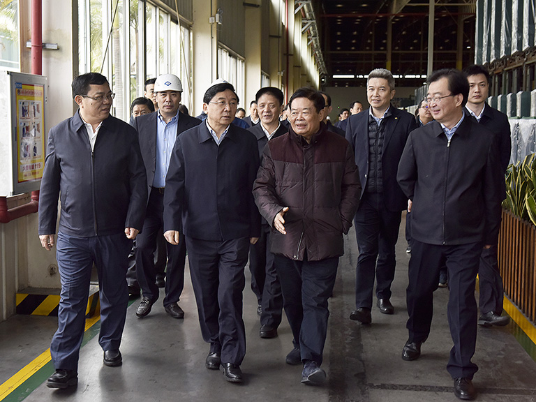 福建省委书记于伟国点赞乐竟体育：坚守实业、专注主业、稳健经营、不断创新